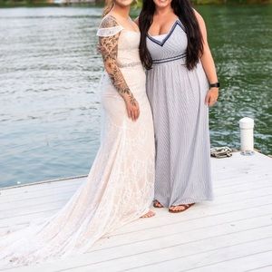 Wedding dress size 4. Ivory/nude. No alterations